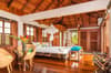 Jungle Bay Resort 20