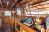 Amalia liveaboard 3