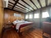 Amira liveaboard new 34