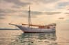 Bajak liveaboard