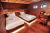 Neomi Liveaboard Indonesia 15