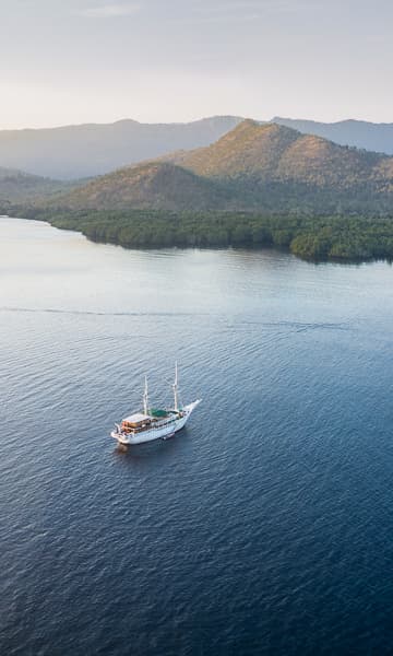 https://www.zubludiving.com/images/Indonesia/NTT/Alor/Alor-Pantar-Nusa-Tenggara-Indonesia-Portrait.jpg