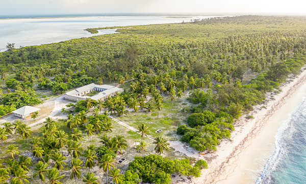 astove-coral-house