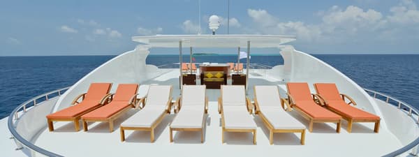 best-liveaboard-diving-maldives