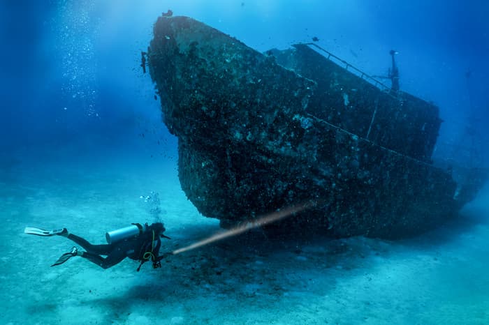 ZuBlu's Dive Annual - when and where to dive in 2025