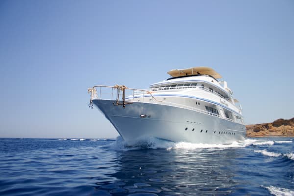 Snefro Fleet joins Green Fins
