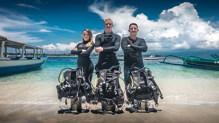 Learn to scuba dive in Bali