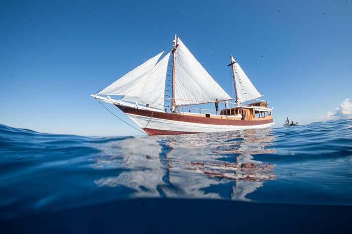 Kira Kira liveaboard