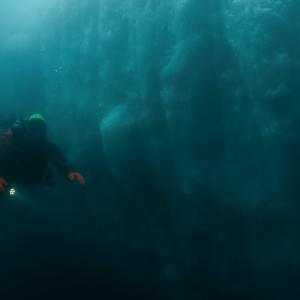 Glacier Diving Banner