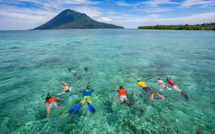 Sulawesi Scuba Diving 13