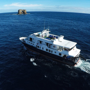 Galapagos Master Liveaboard 12 Banner