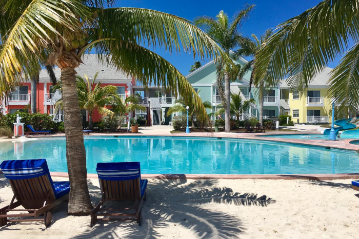 Sandyport Beach Resort Bahamas 4