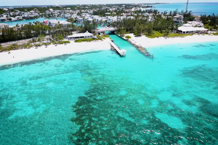 Sandyport Beach Resort Bahamas 10