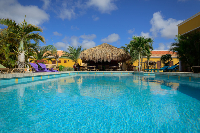 Djambo Bonaire Resort 15