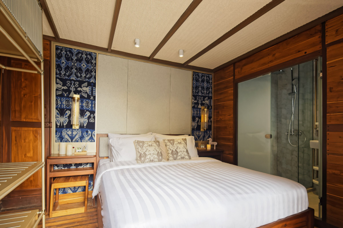 Amaya Explorer Charter Yacht 10