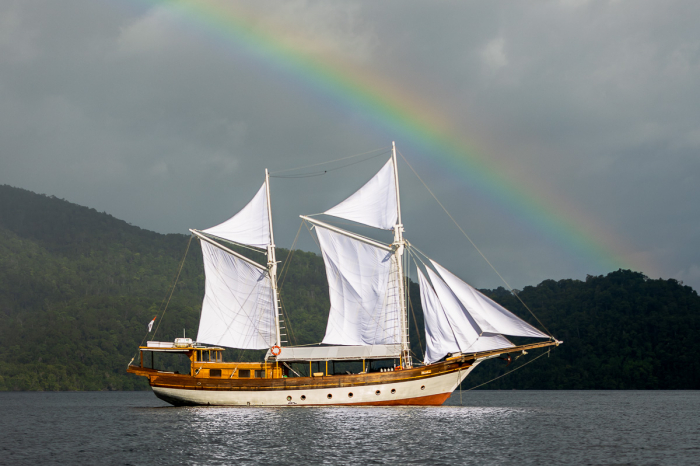 Anne Bonny Charter Yacht 6