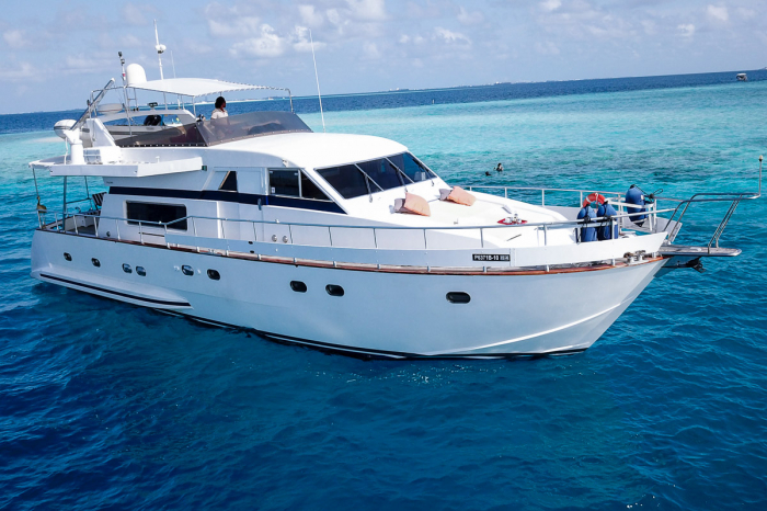 Fascination Charter Yacht Maldives 6