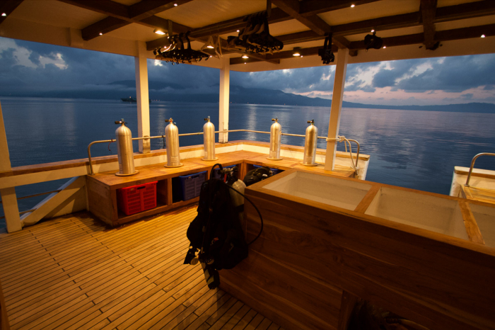 Fenides Charter Yacht 25