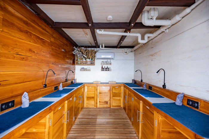 Fenides Charter Yacht 26