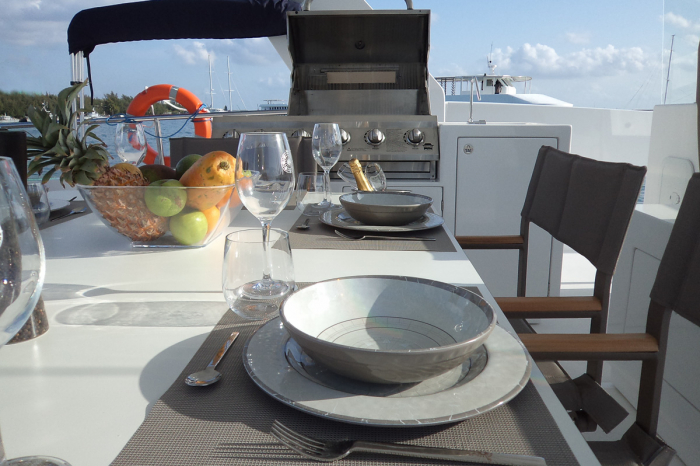 Over Reef Charter Yacht 6