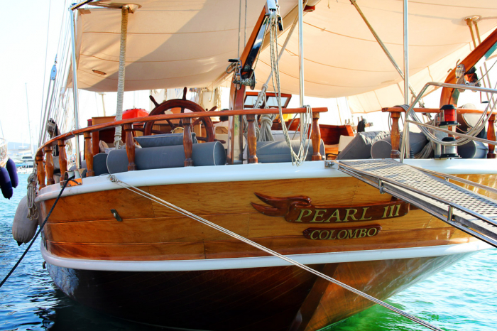 Pearl 111 Charter Yacht Maldives 9