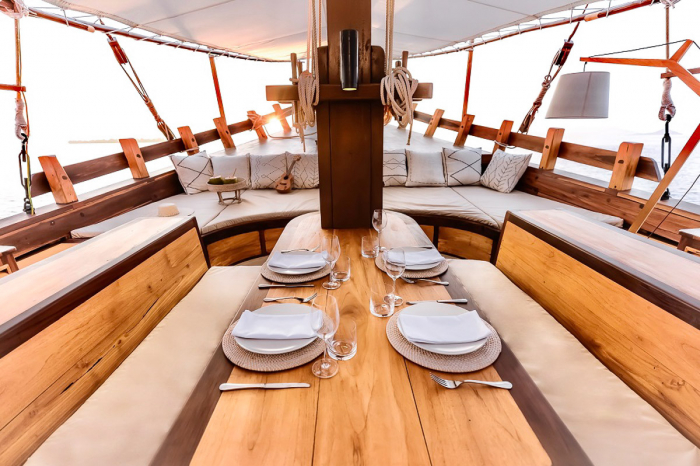 Senja Charter Yacht Indonesia 9