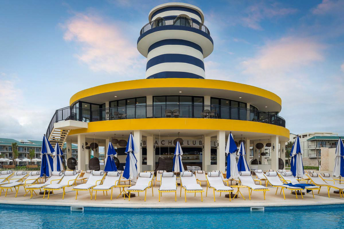 Ocean El Faro Resort 3