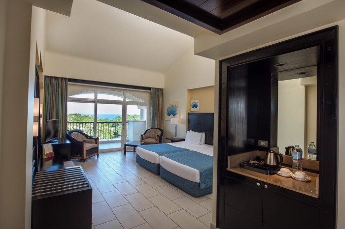 Reef Oasis Blue Bay Resort 40