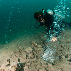 Pulau_Weh_Diver_Vent