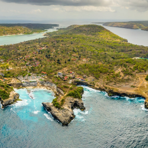 Lembongan Penida Cliffs Bali Indonesia Min