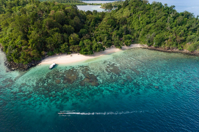 Bangka Gangga Islands Sulawesi Indonesia 5