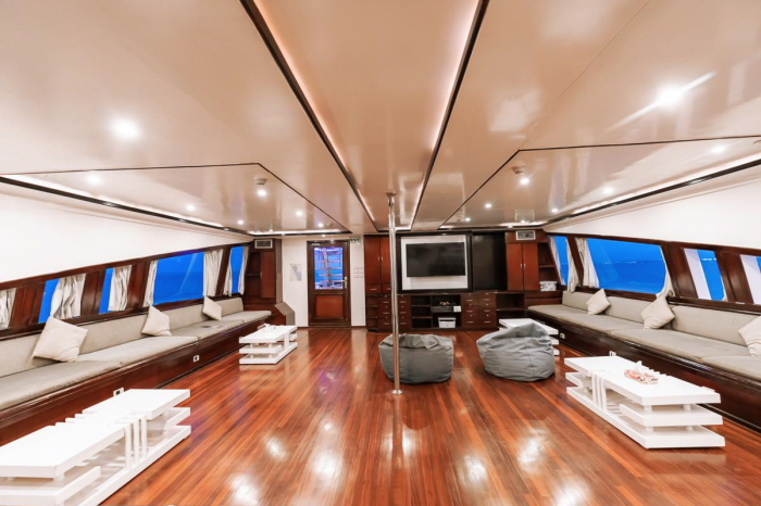 Almonda Liveaboard 2