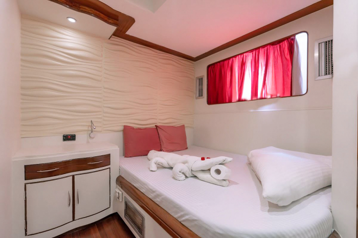 Almonda Liveaboard 10