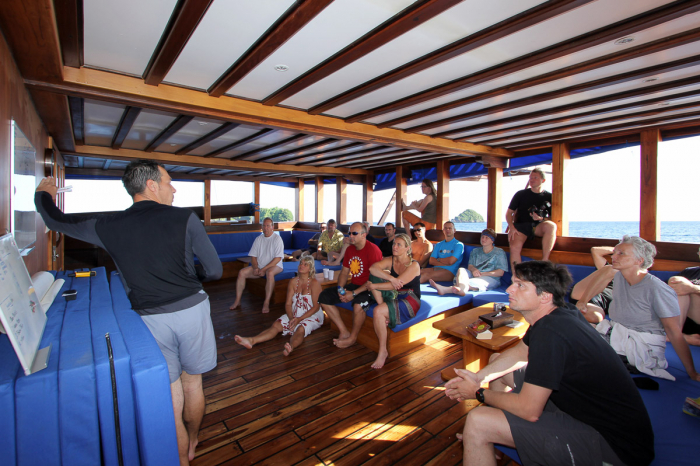 Amira Liveaboard Indonesia 17