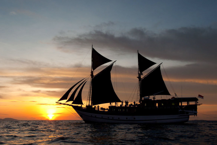 Aurora Liveaboard Indonesia 6