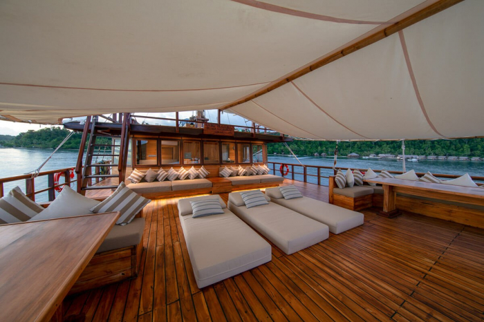 Coralia Liveaboard 12