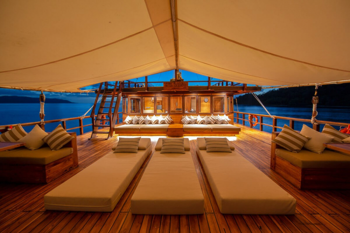 Coralia Liveaboard 13