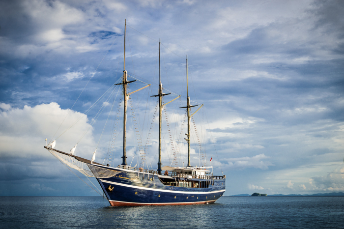 Dewi Nusantara Liveaboard Indonesia 5