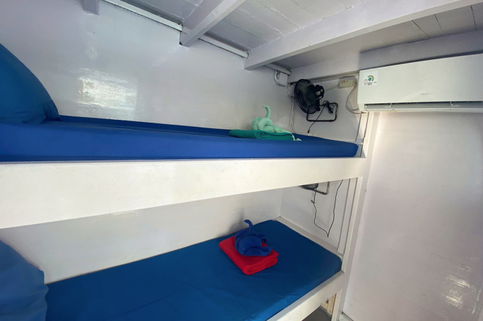 Epica Liveaboard 15