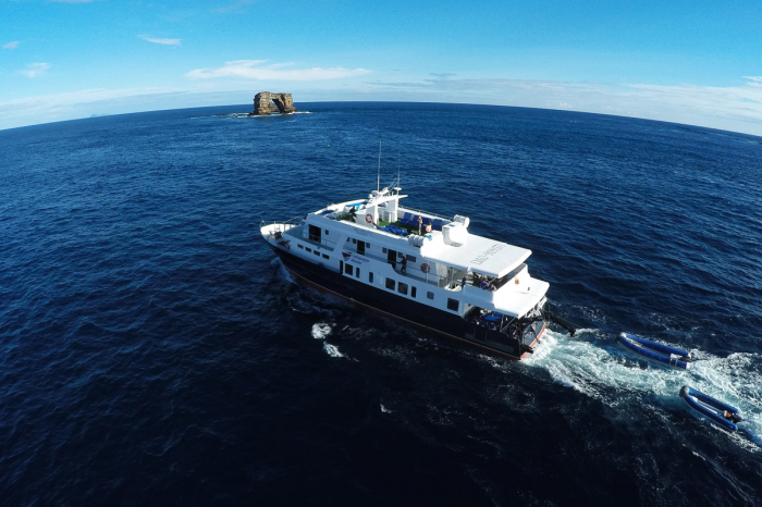 Galapagos Master Liveaboard 12