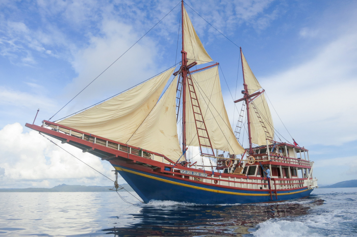 Gaya Baru Indah Liveaboard Indonesia