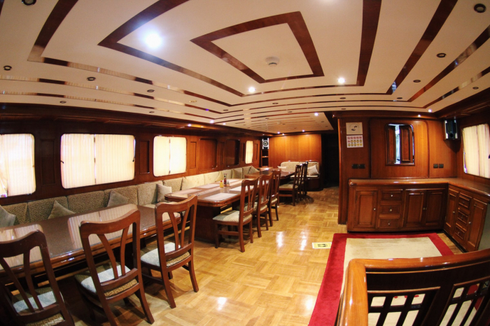 Gelen Liveaboard 11