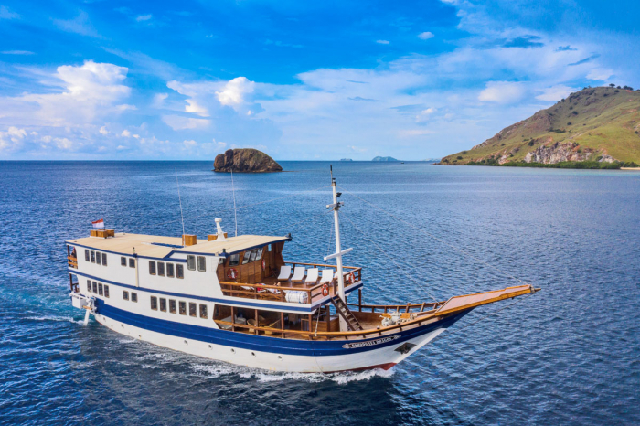 Komodo Sea Dragon Liveaboard