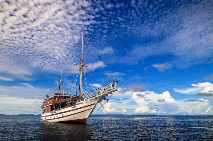 Lady Denok Liveaboard Indonesia