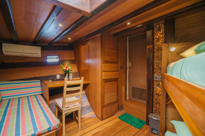 Oceanic Liveaboard Indonesia 10