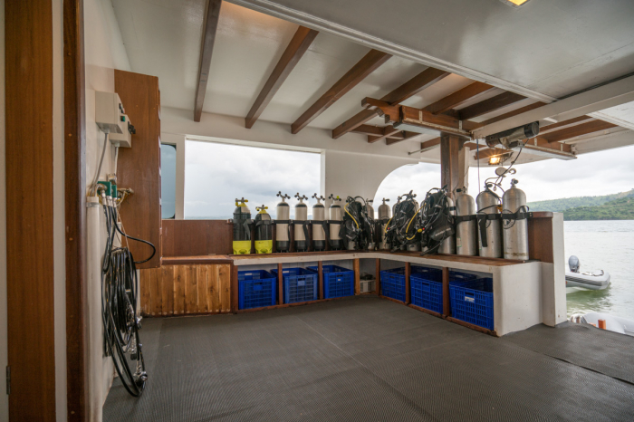 Oceanic Liveaboard Indonesia 16