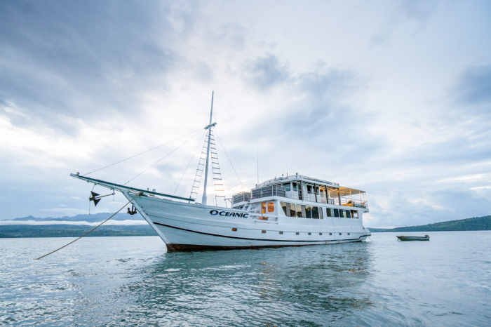 Oceanic Liveaboard Indonesia