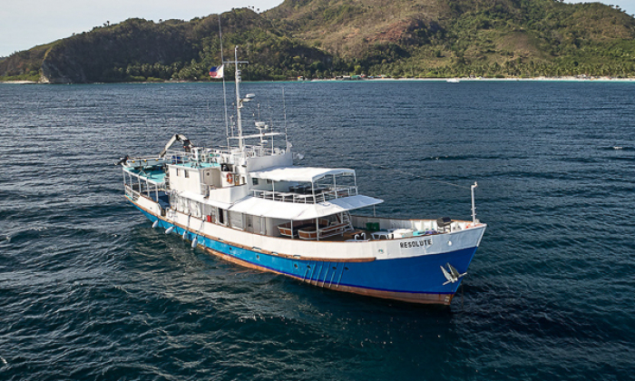 Resolute Liveaboard Philippines Thumb