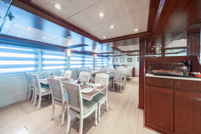 Royal Evolution Liveaboard 5