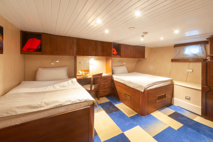 Royal Evolution Liveaboard 15